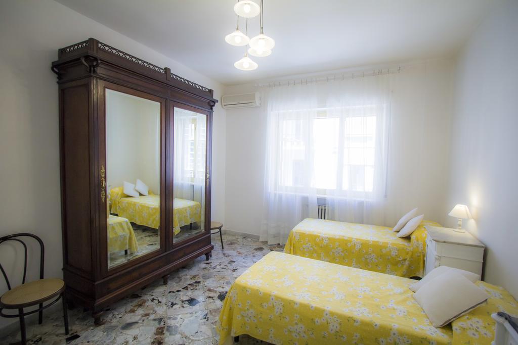 Bari Grand Central Apartment Экстерьер фото