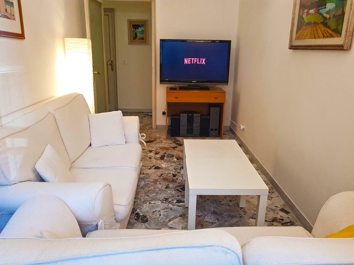 Bari Grand Central Apartment Экстерьер фото